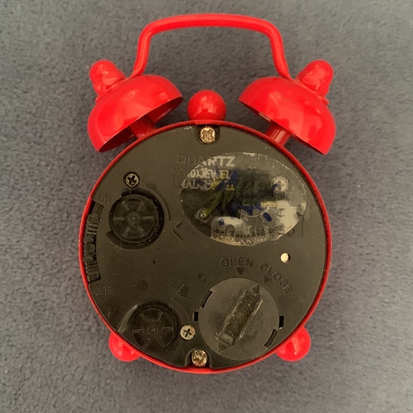 Swiss 🇨🇭 Clock - Picture 4 of 4